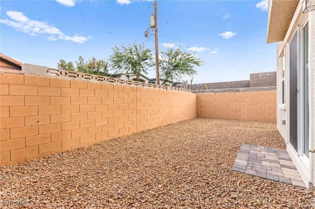 10146 Gabby Glen Street - Photo 24