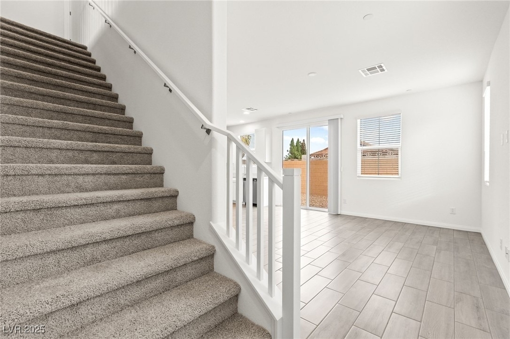 10146 Gabby Glen Street - Photo 10