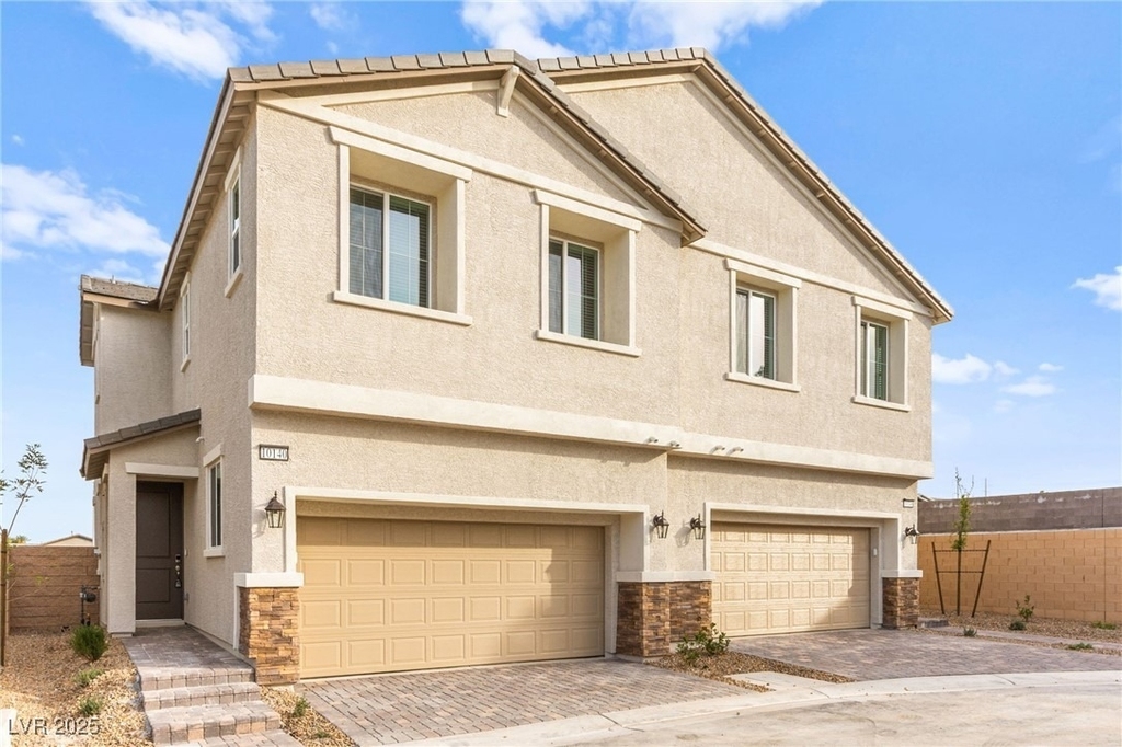 10140 Gabby Glen Street - Photo 0