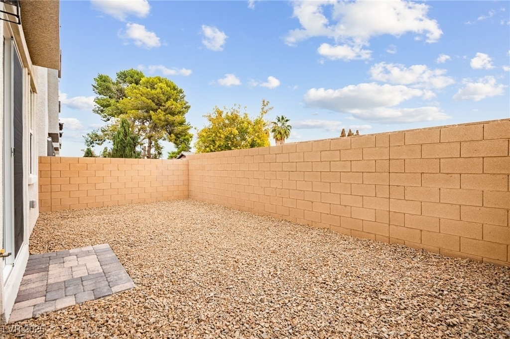 10140 Gabby Glen Street - Photo 22