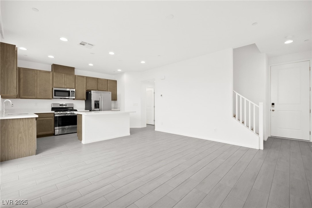 10140 Gabby Glen Street - Photo 6