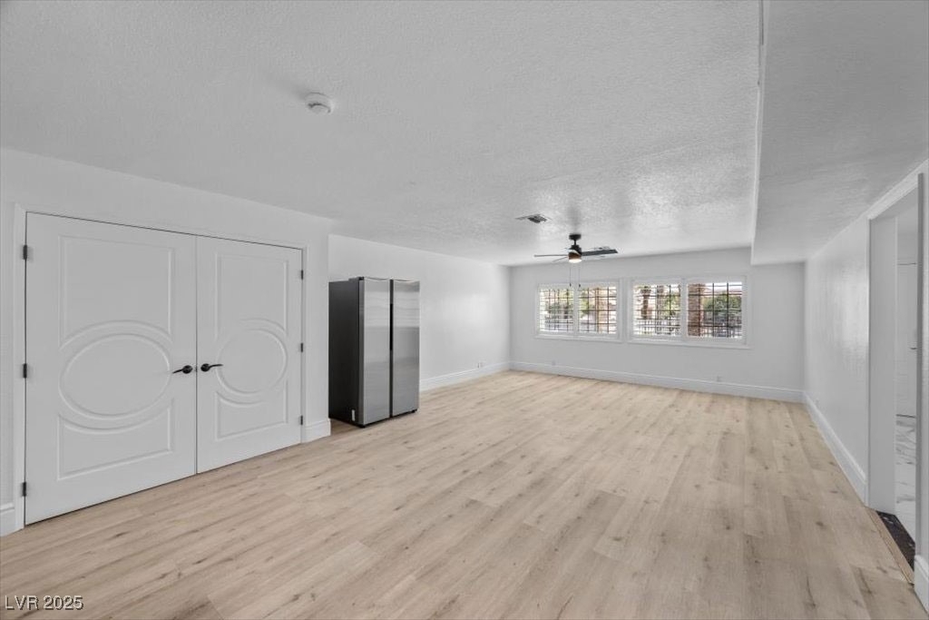 1695 Montessouri Street - Photo 6