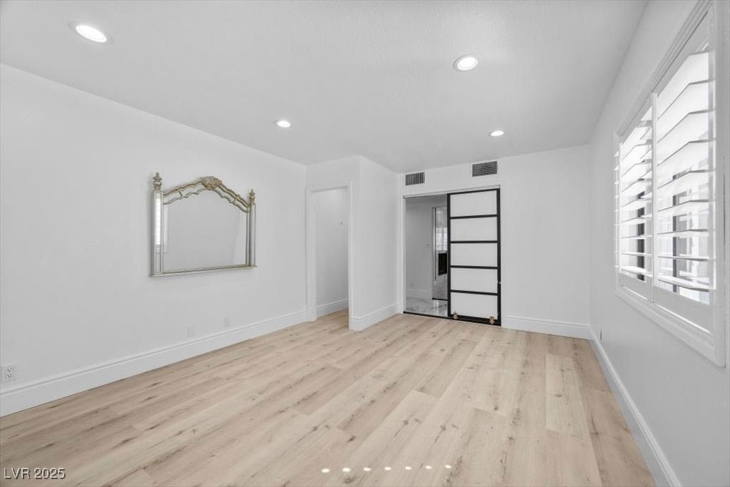 1695 Montessouri Street - Photo 29