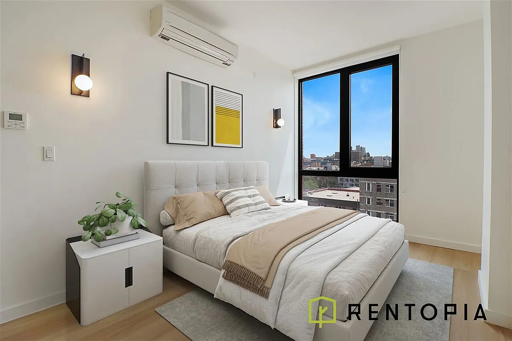 1010 Pacific Street - Photo 3