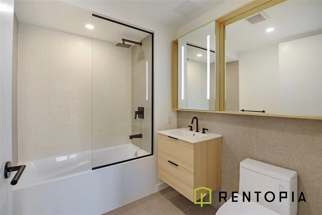 1010 Pacific Street - Photo 5