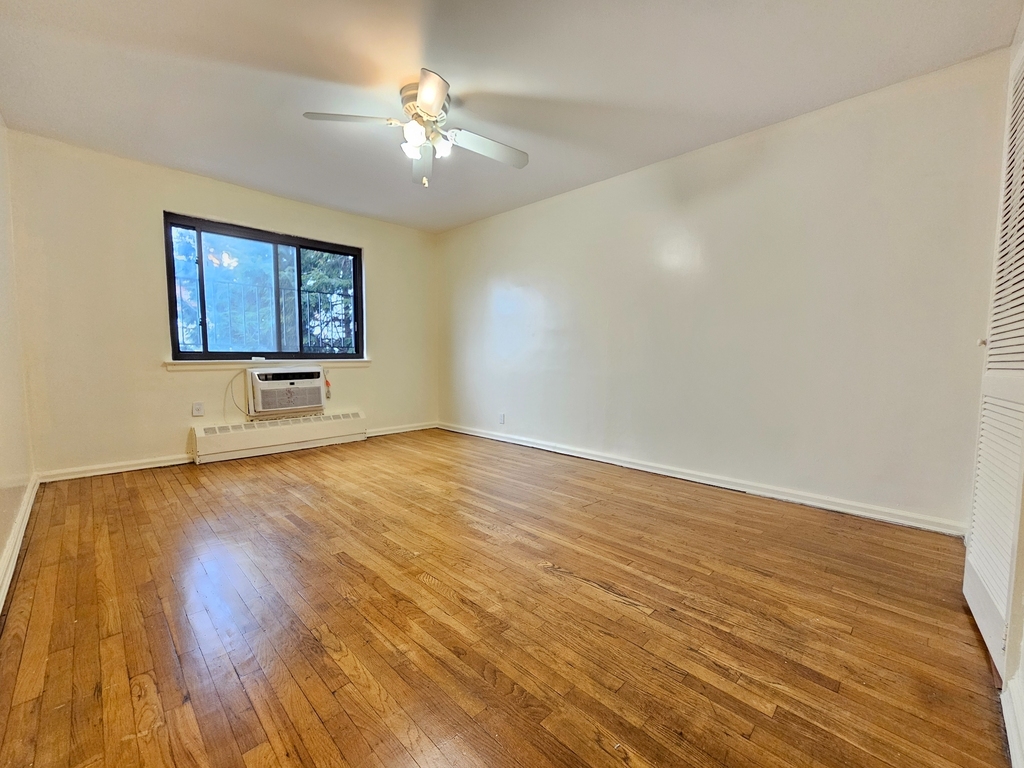 34-39 24th Street - Photo 5
