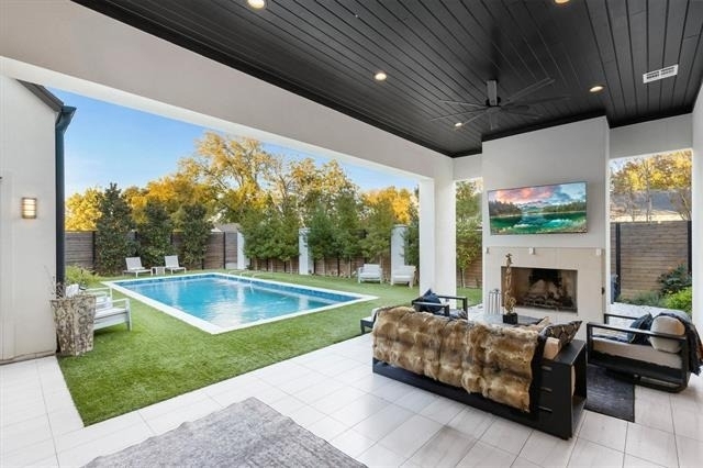 3771 Almazan Drive - Photo 4
