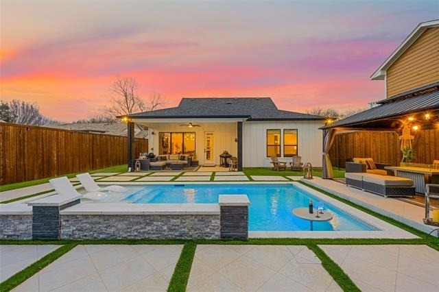 3111 Hedgerow Drive - Photo 9