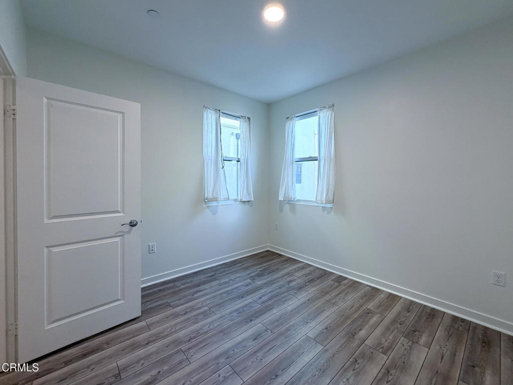 1568 E Thompson Boulevard - Photo 25