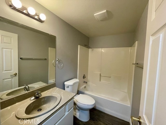 100 N Glendora Avenue - Photo 5