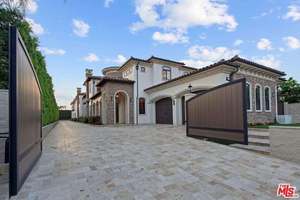 20101 Cypress Street - Photo 1