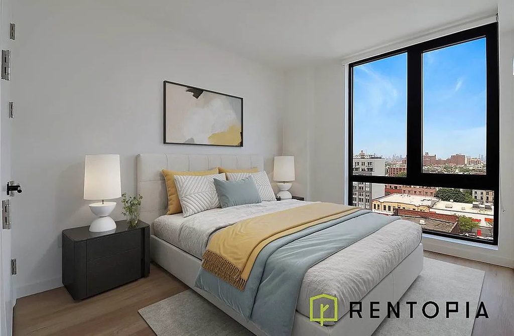 1010 Pacific Street - Photo 0