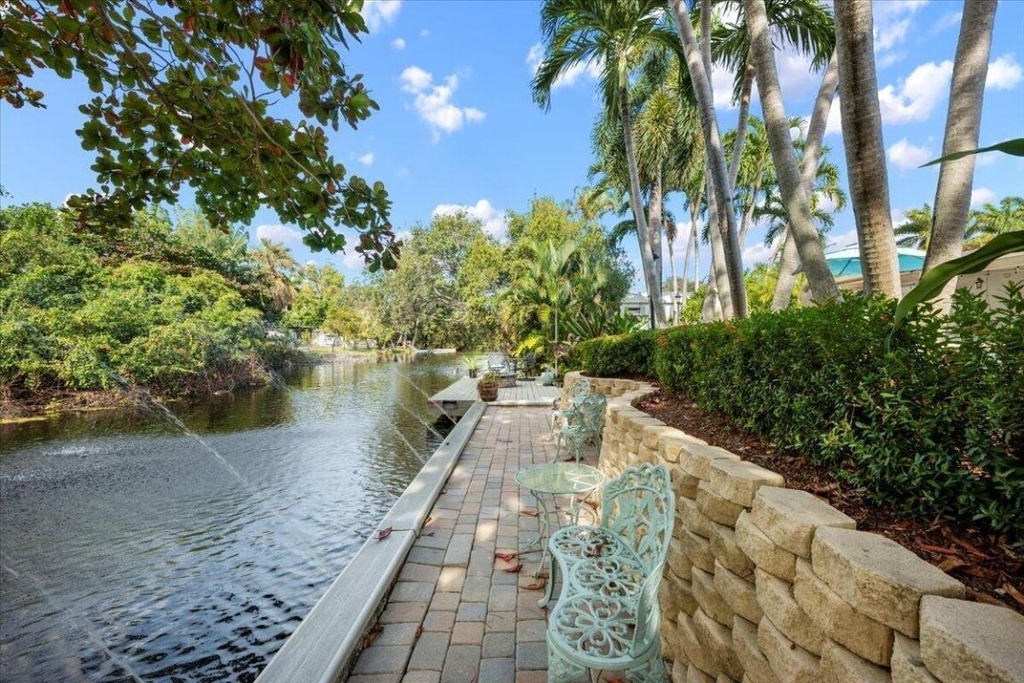 1905 Meadow Court - Photo 41