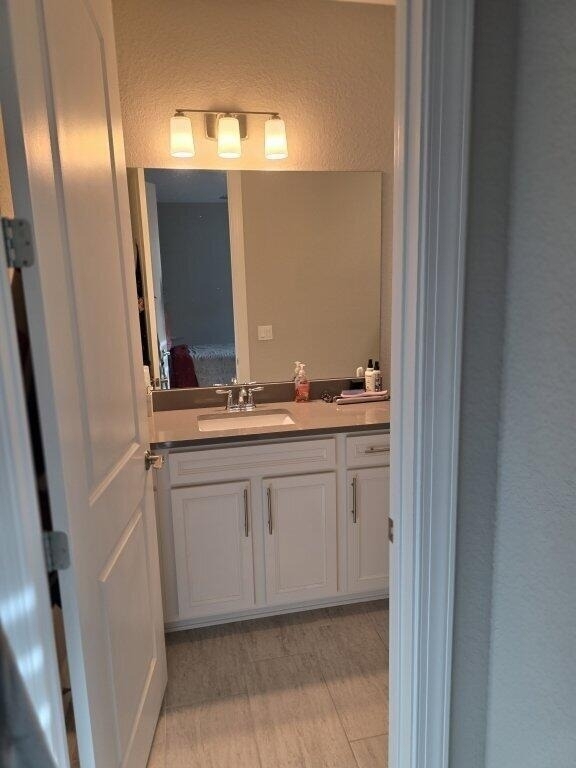 527 Se Vallarta Drive - Photo 40