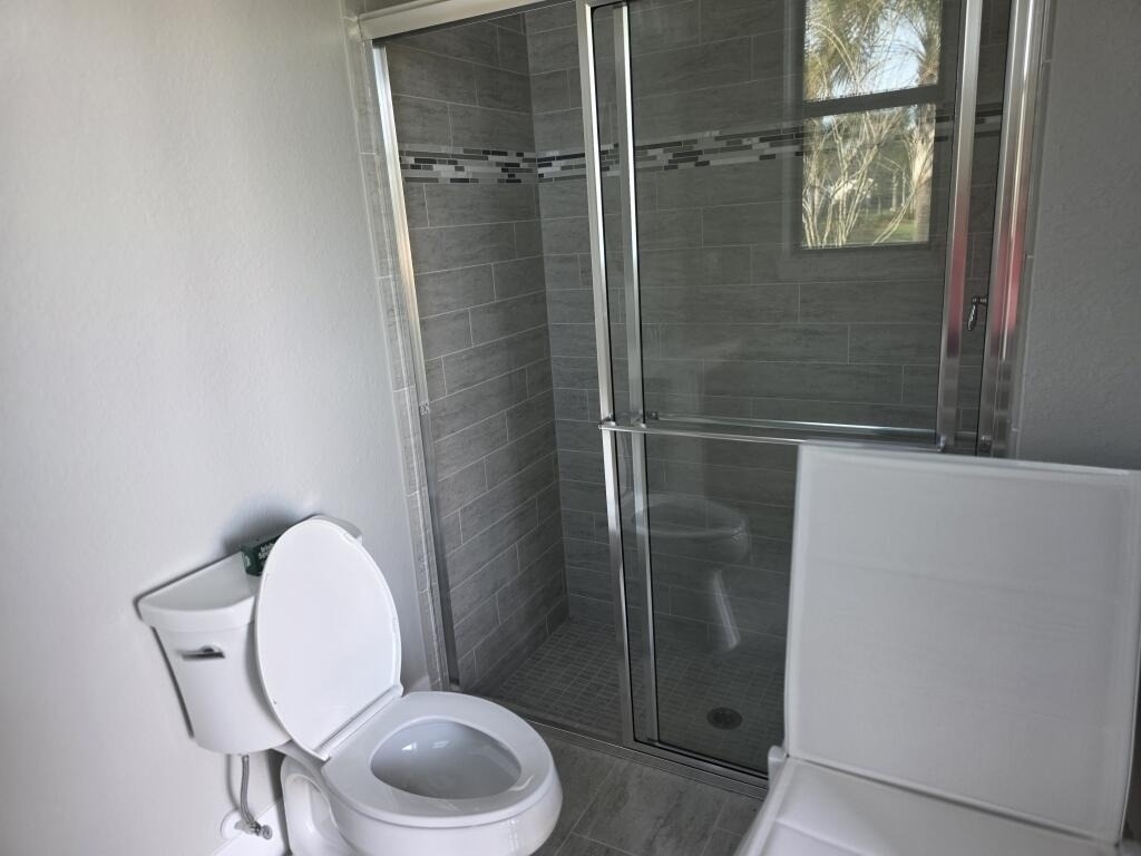 527 Se Vallarta Drive - Photo 28
