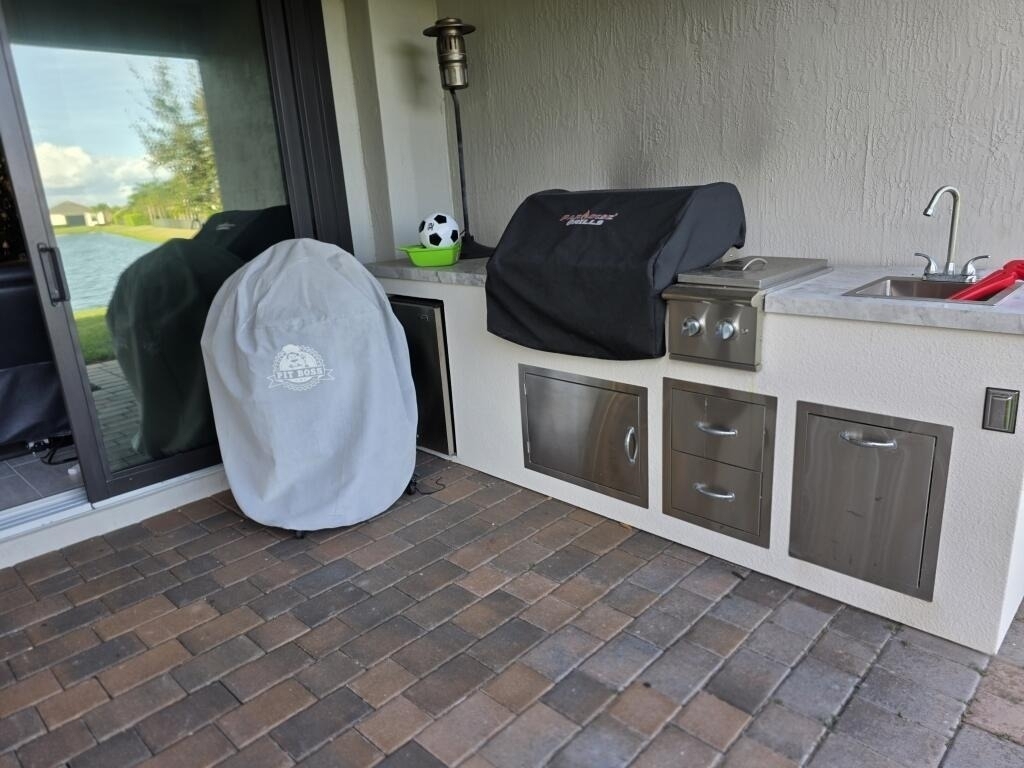527 Se Vallarta Drive - Photo 27