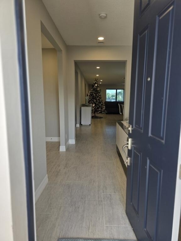 527 Se Vallarta Drive - Photo 2