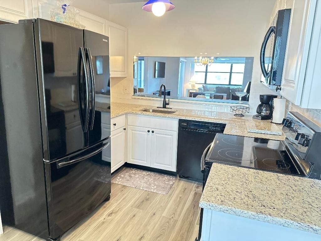 7593 Tahiti Lane - Photo 1