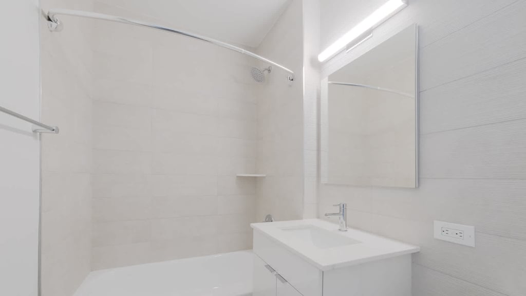 777 6th Avenue - Photo 9
