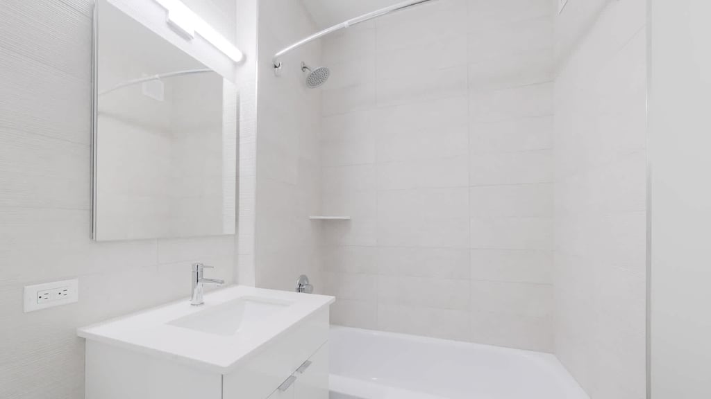 777 6th Avenue - Photo 22