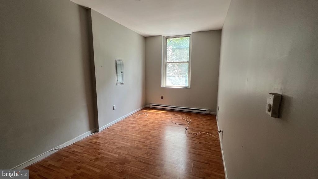 1115 Walnut Street - Photo 5