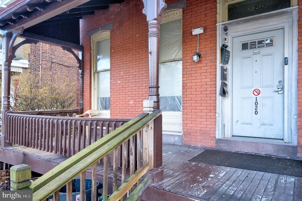 1020 W Main Street - Photo 1