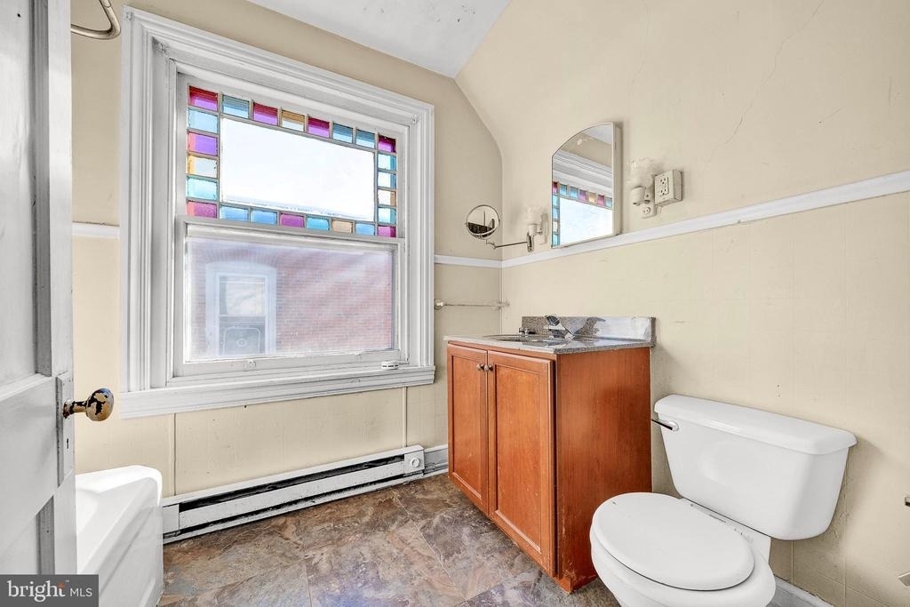1020 W Main Street - Photo 8