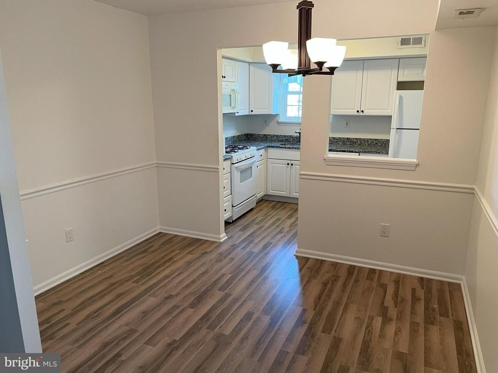 4513-15 Rosemarie Drive - Photo 7
