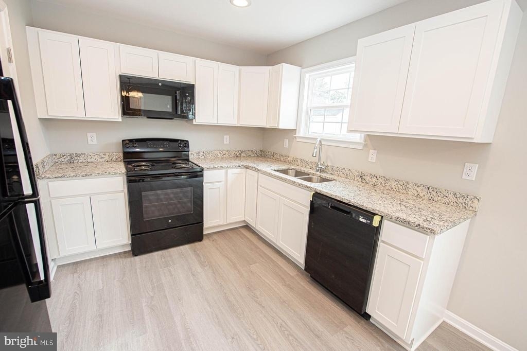 242 Morgans Court - Photo 17