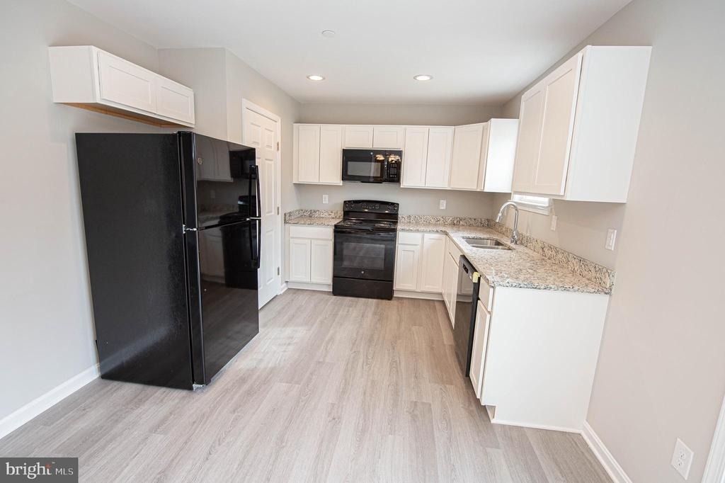 242 Morgans Court - Photo 16