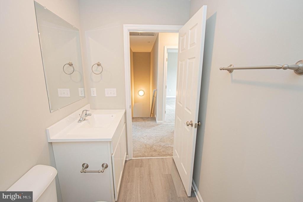 242 Morgans Court - Photo 57