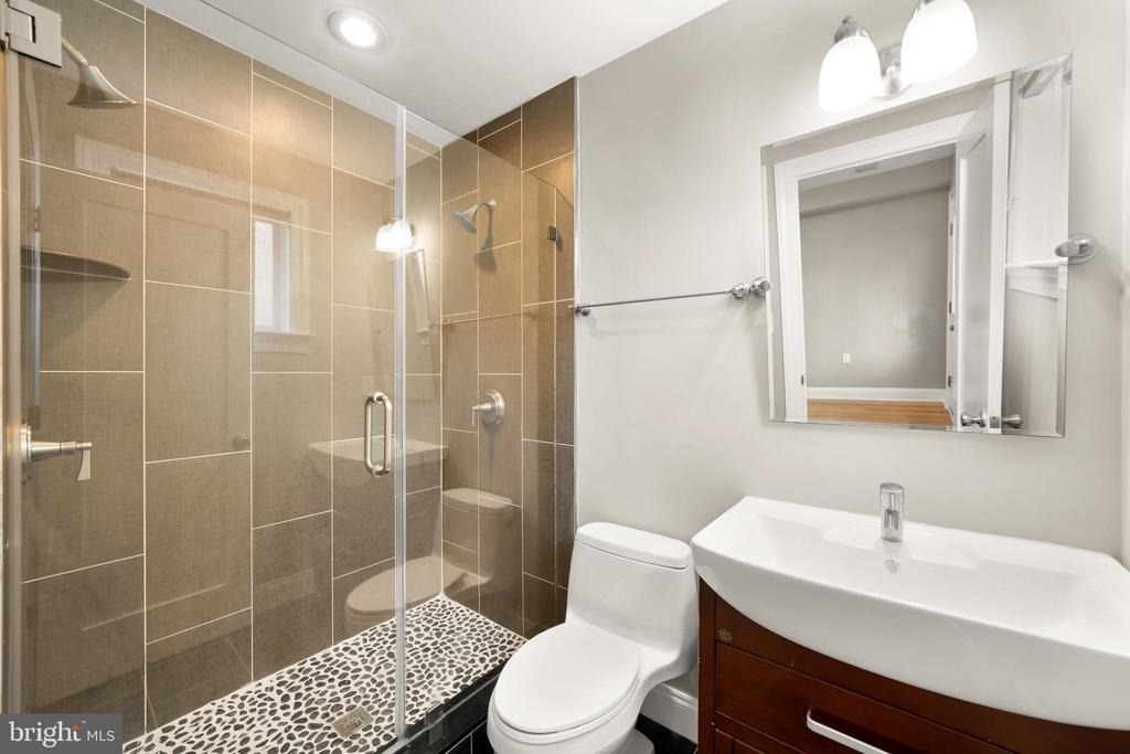 1135 6th Street Nw - Photo 27