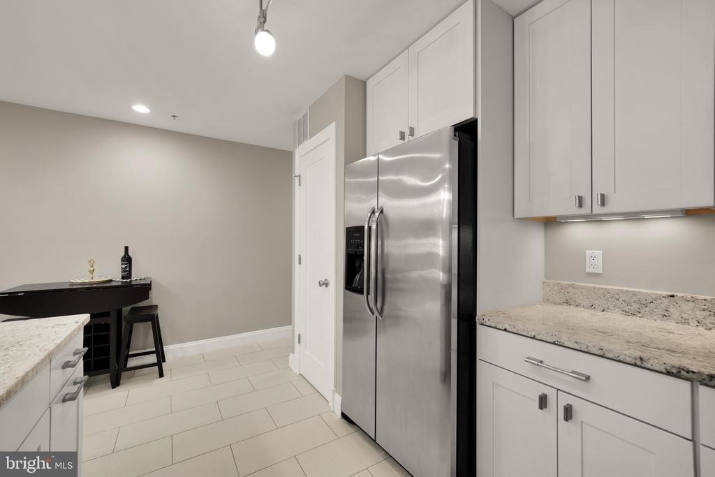 1135 6th Street Nw - Photo 17