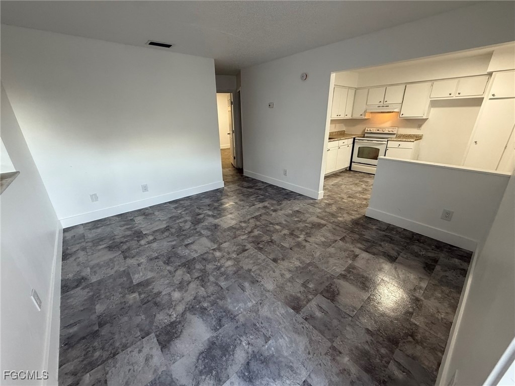 2708 Broadway - Photo 7
