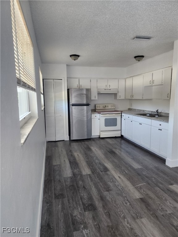 2670 Broadway - Photo 2