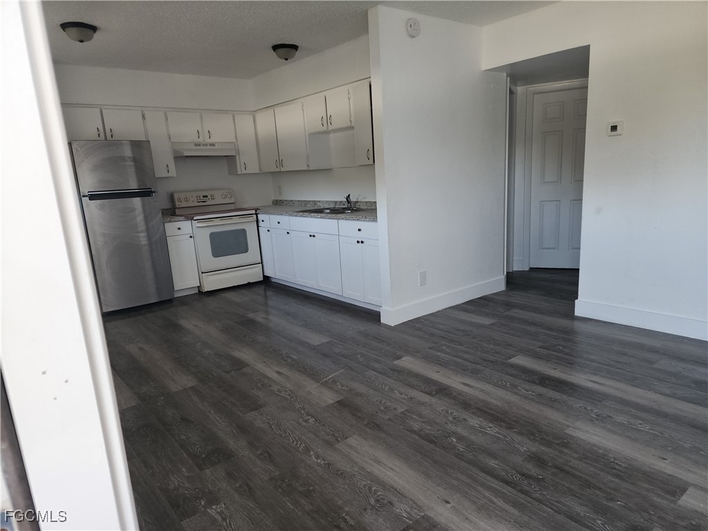 2670 Broadway - Photo 6
