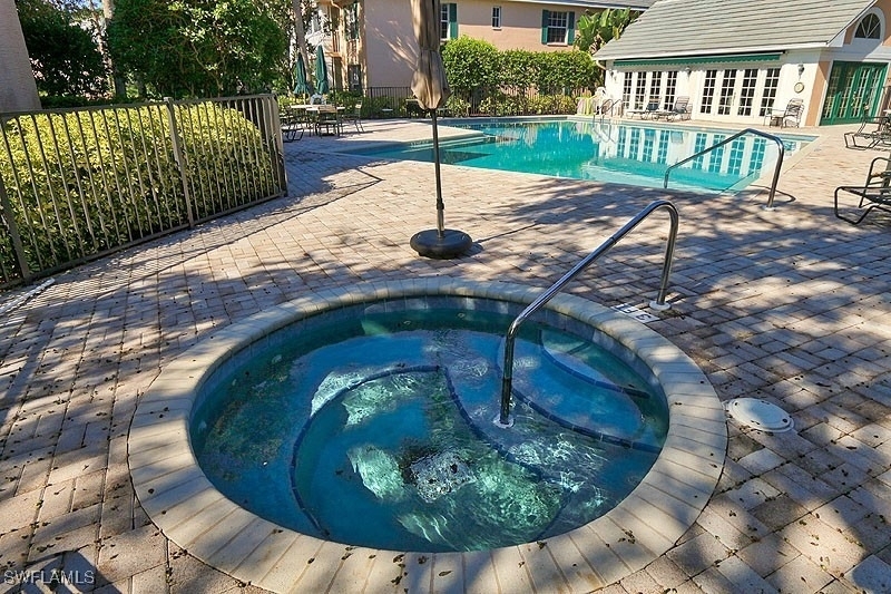 7058 Barrington Circle - Photo 19