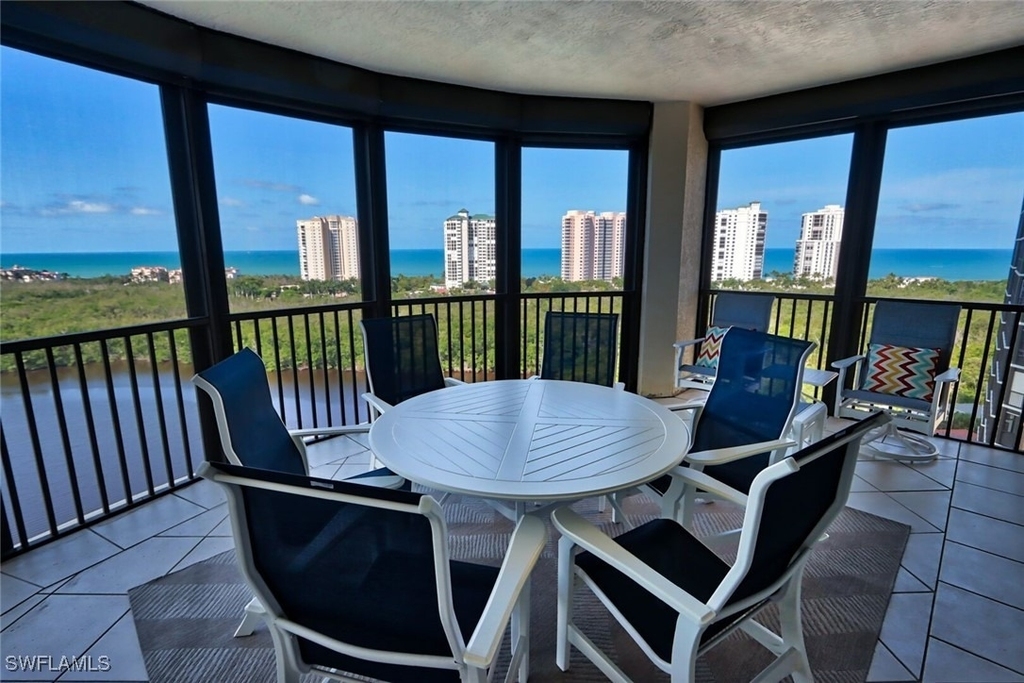 8990 Bay Colony Drive - Photo 24