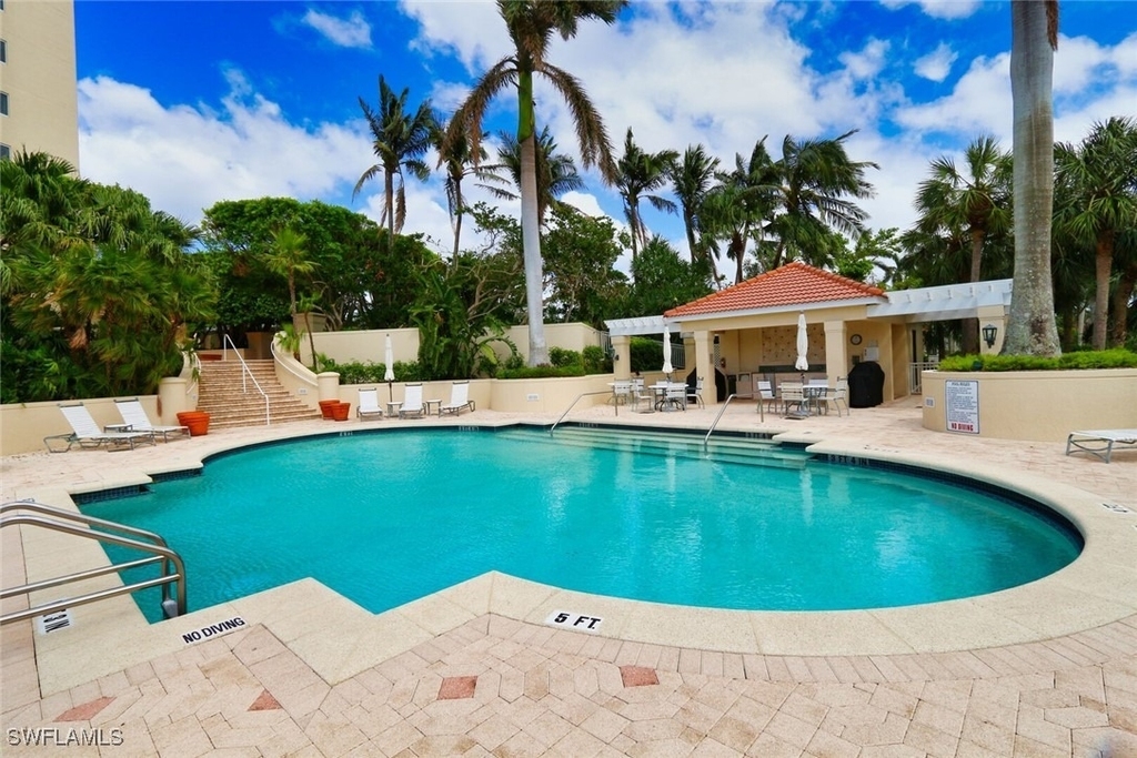 8990 Bay Colony Drive - Photo 29