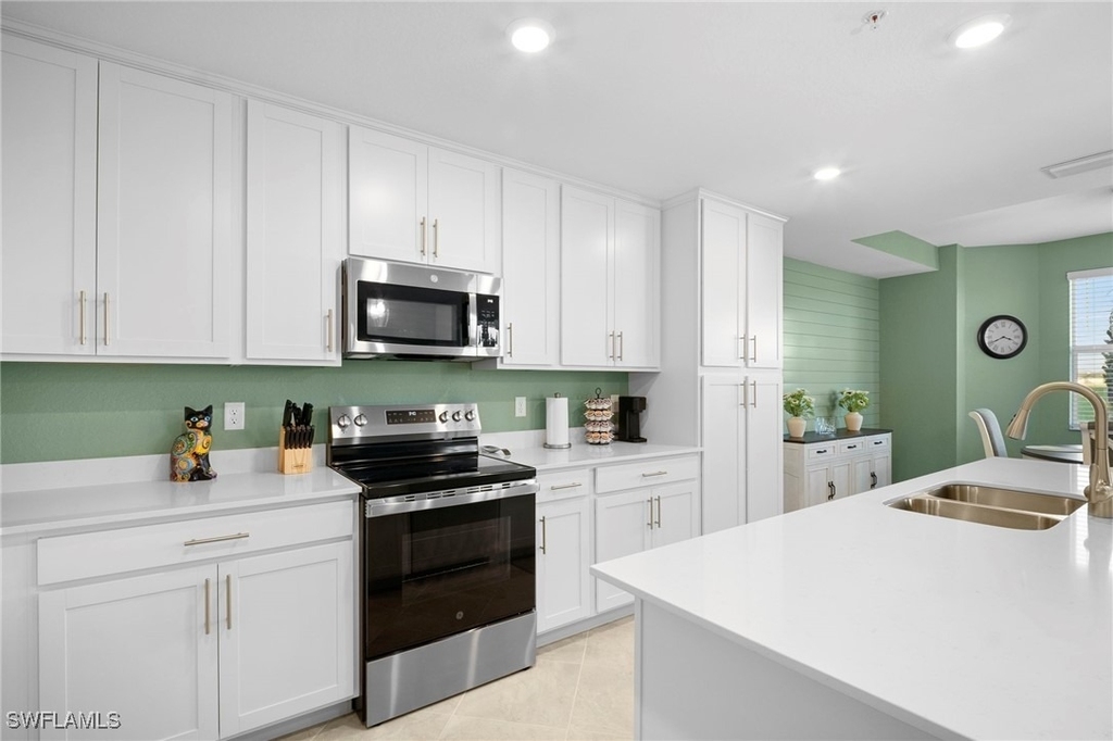 15345 Green Acres Avenue - Photo 8