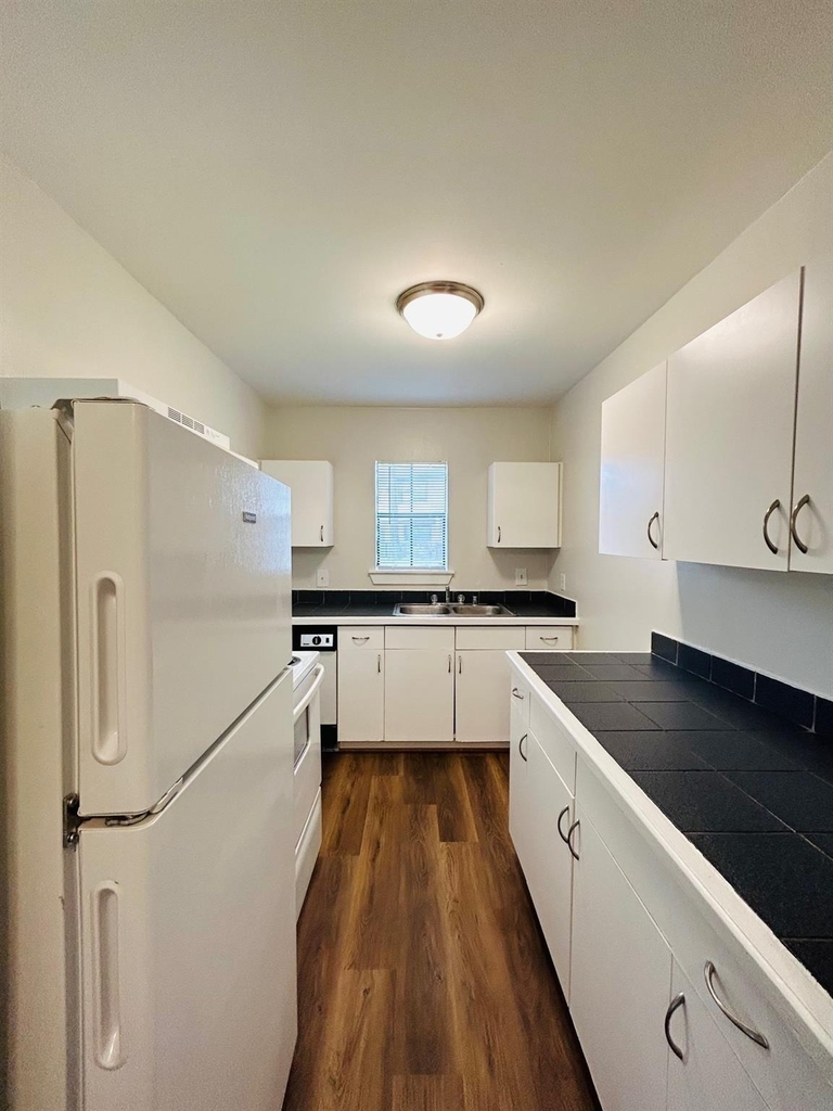 3629 N Macgregor Way - Photo 6