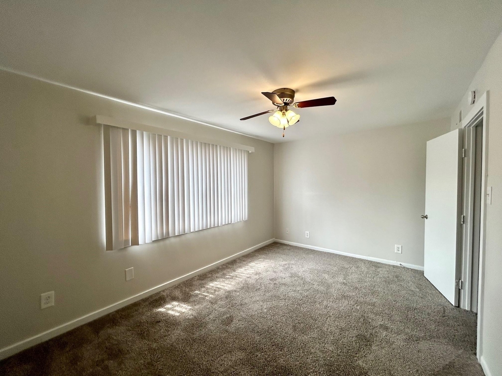 3629 N Macgregor Way - Photo 11