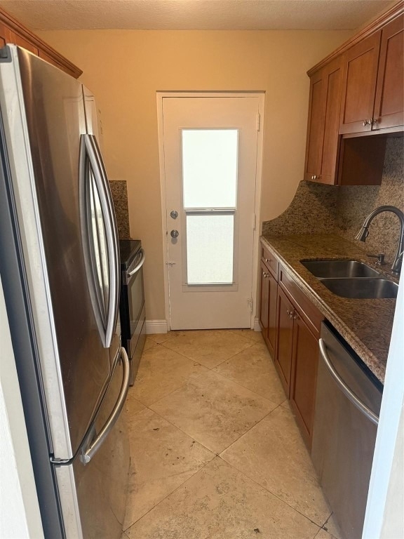 2555 Ne 11th Street - Photo 5