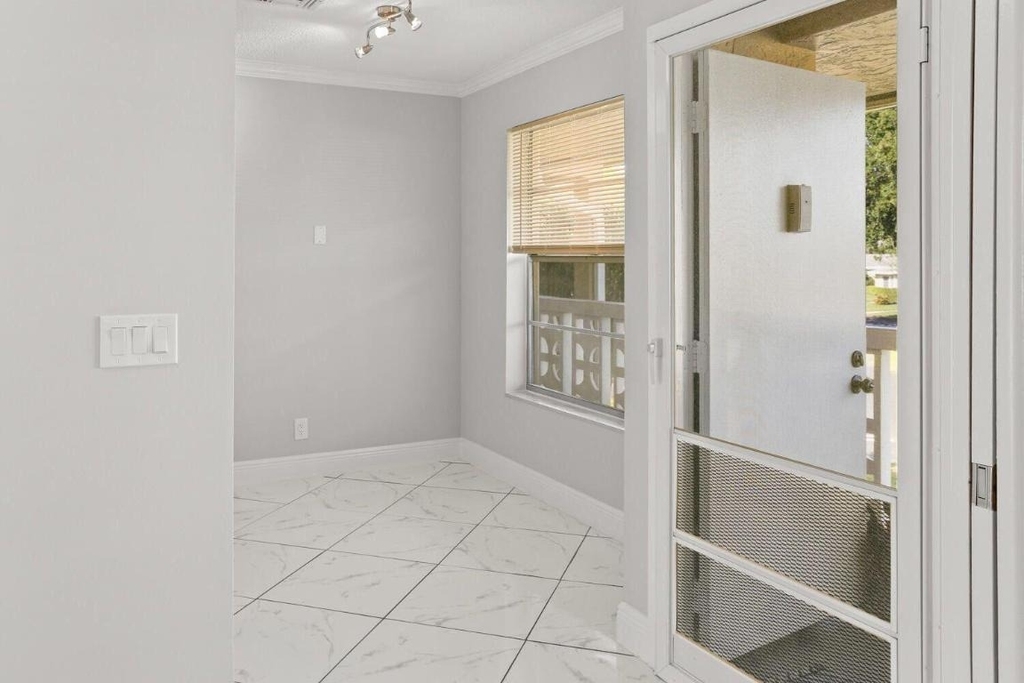 2480 Juniper Drive - Photo 2