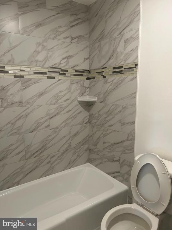 7609 Fontainebleau Drive - Photo 9
