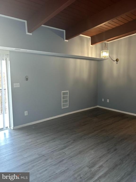 7609 Fontainebleau Drive - Photo 2