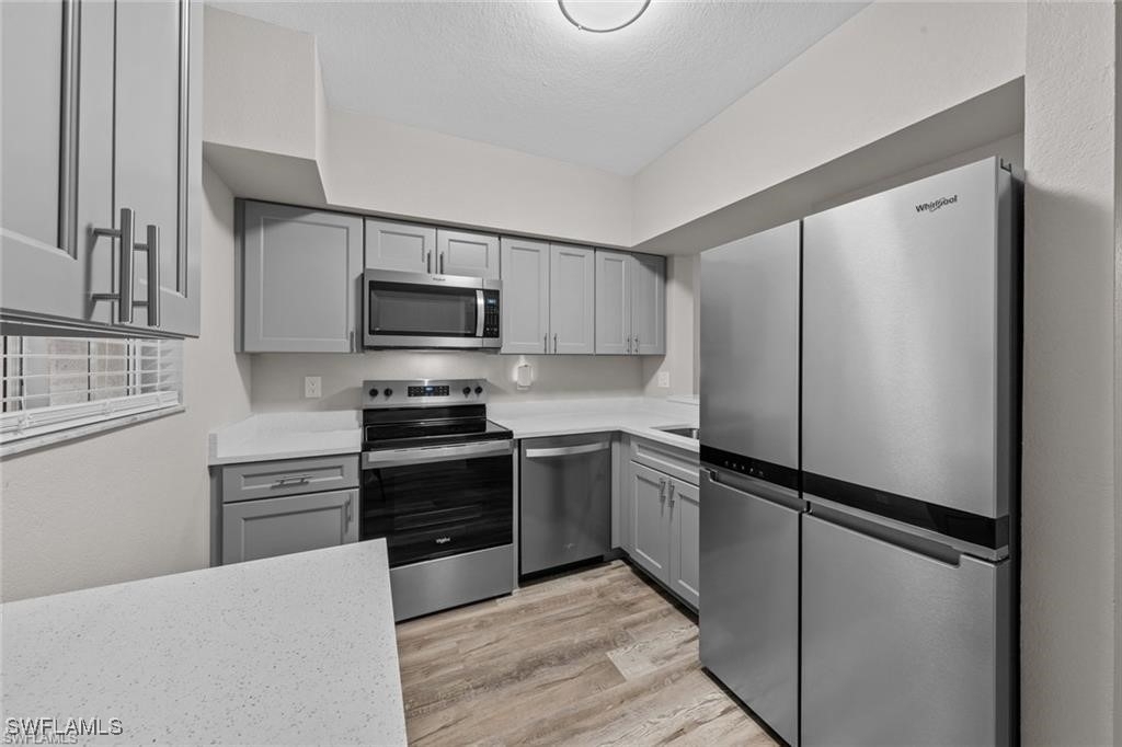 8423 Bernwood Cove Loop - Photo 3