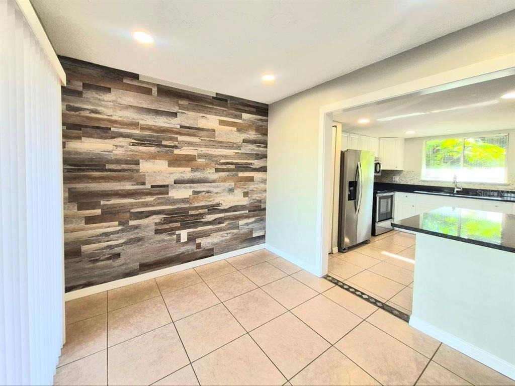 6345 Newtown Circle - Photo 9