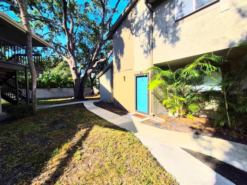 6345 Newtown Circle - Photo 1