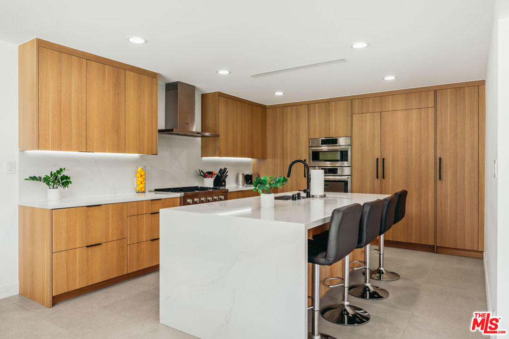 17045 Otsego Street - Photo 9